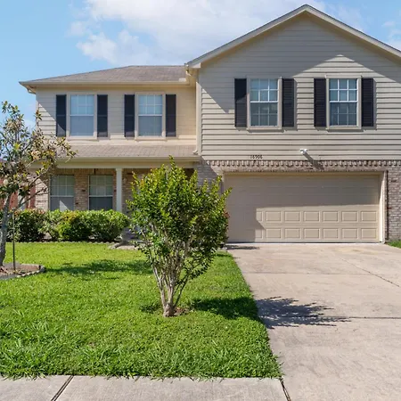 Stylish 4Br 2,5Ba - Haven In Houston Home